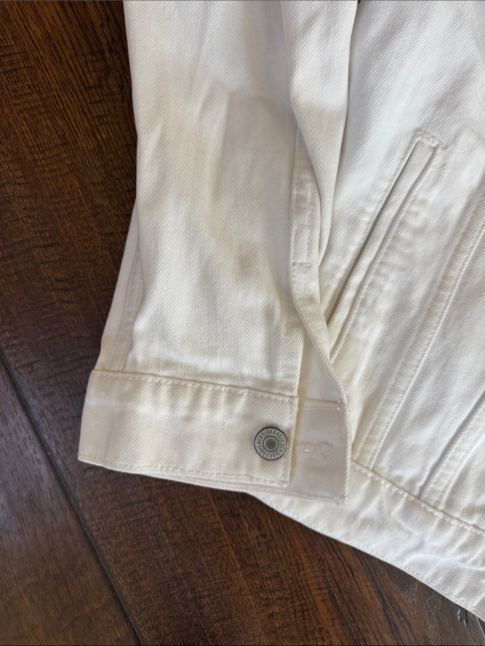 Lucky Brand Women's White Denim Jacket - Picture 5 of 6